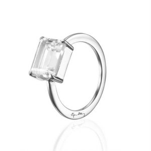 A Clear Dream Ring